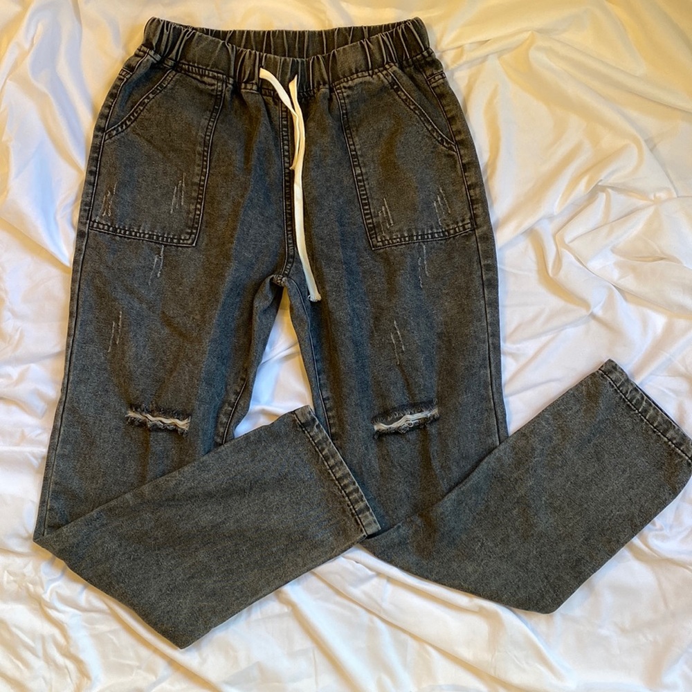 NWT Gray Charlie Charlie Charlotte Drawstring Jeans